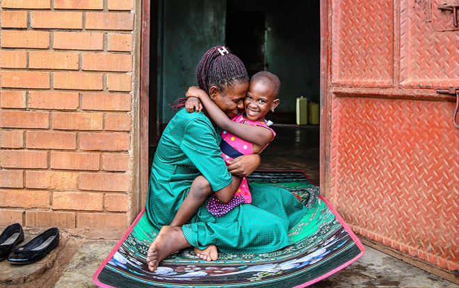 Christine’s First Hello: a seven-year photo journey of a mum and her baby
