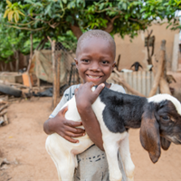 Twelve heart-melting pictures of kids with their animal buddies