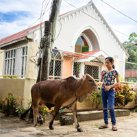 Sponsor gift leads to unusual pet for Solen